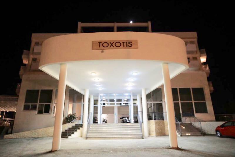 Toxotis Hotel Pernera 외부 사진